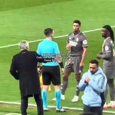 Les images de l'incident entre Bellingham et Ancelotti deviennent virales après la défaite contre Arsenal 2 Les images de l'incident entre Bellingham et Ancelotti deviennent virales après la défaite contre Arsenal