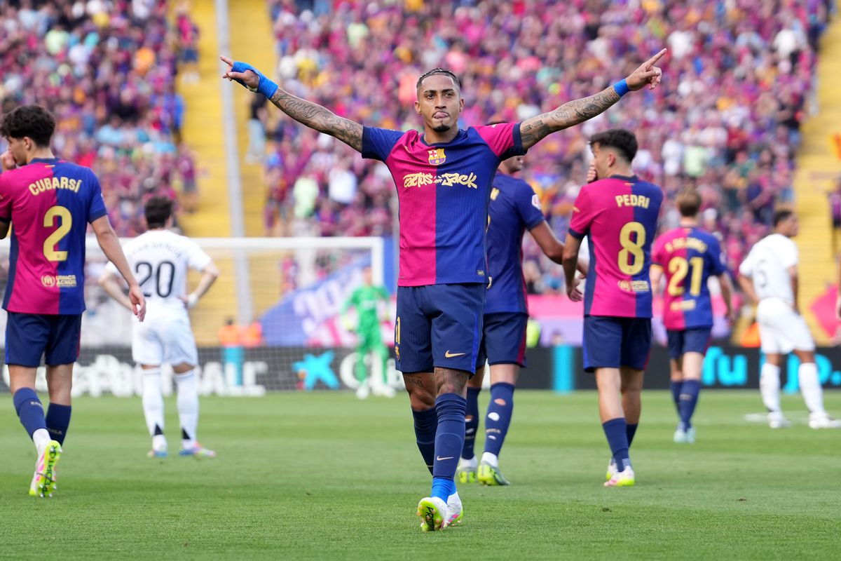 Liga : un Clásico de folie, le Barça terrasse le Real et vise le sacre
