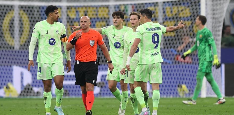 « C’est un énorme mensonge… » : Marciniak, l’arbitre d’Inter vs Barça balance finalement !