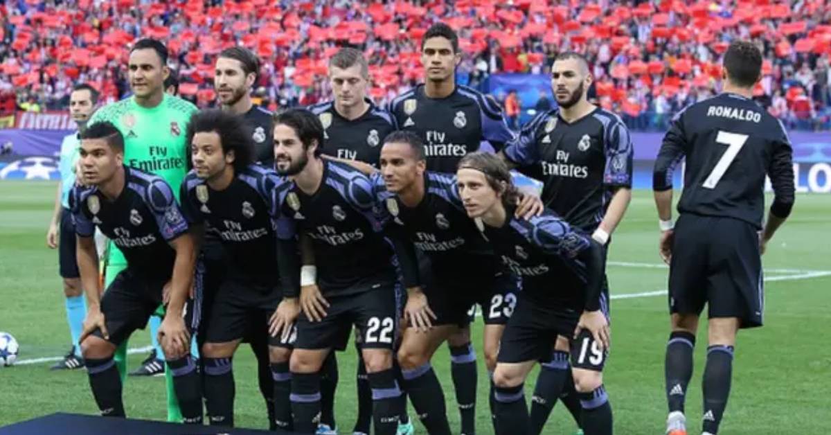 Scandale en Espagne : une légende du Real Madrid filmée ivre en pleine rue !