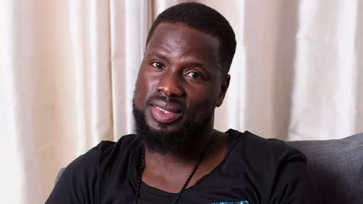Emmanuel Eboué de retour au premier plan : la CAF lui confie un nouveau rôle