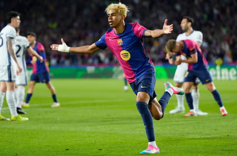 Erling Haaland choqué par la prestation de Lamine Yamal avec le Barça 2 Erling Haaland choqué par la prestation de Lamine Yamal avec le Barça