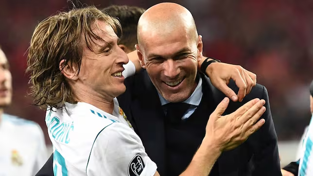 Zidane sur Modric : “Après moi, tout le monde le regardait”