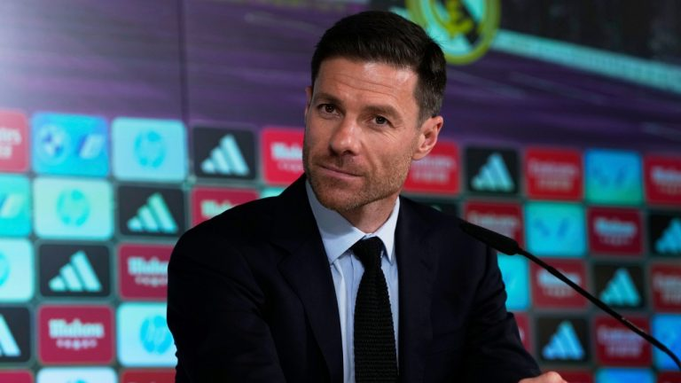 OFFICIEL : Leverkusen annonce le successeur de Xabi Alonso !