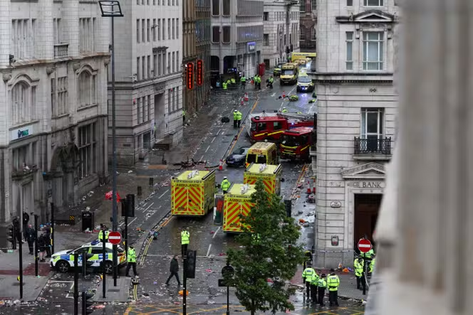 Drame à Liverpool : 27 blessés lors des célébrations, l’enquête démarre