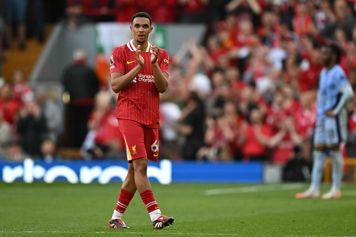 Les fans de Liverpool furieux après la déclaration d’Alexander-Arnold 1 Les fans de Liverpool furieux après la déclaration d’Alexander-Arnold