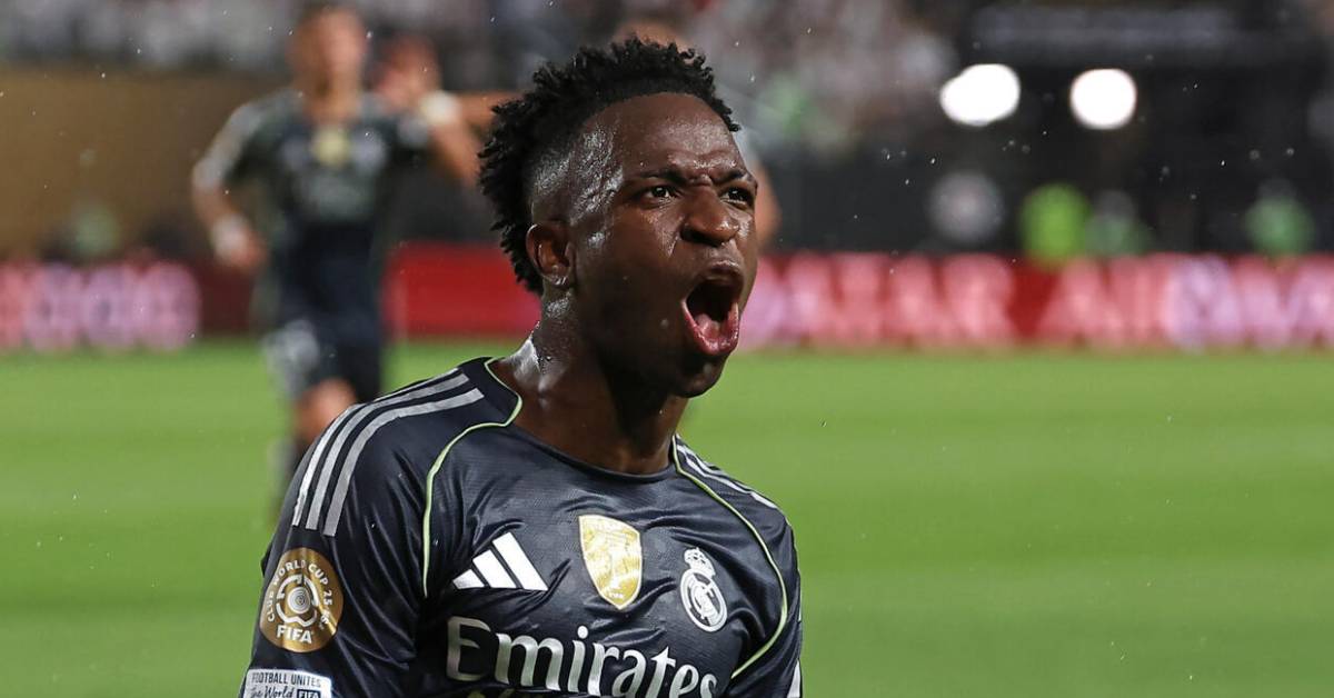 Vinicius régale face à Salzbourg : une talonnade magique qui fait le buzz !