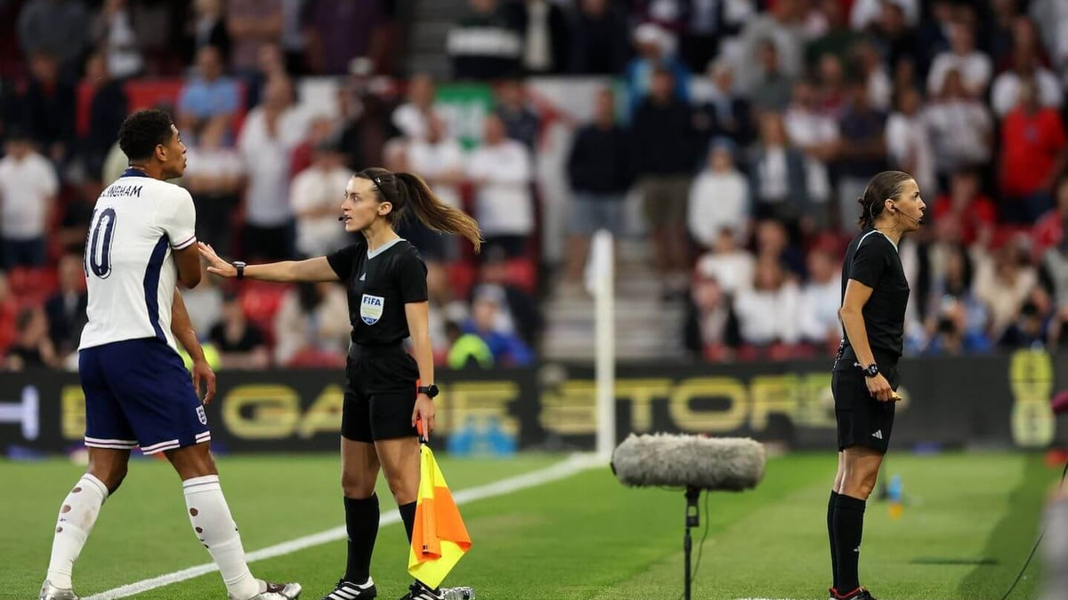 48h plus tard, l’explication officielle sur le but refusé à l’Angleterre tombe 1 48h plus tard, l’explication officielle sur le but refusé à l’Angleterre tombe