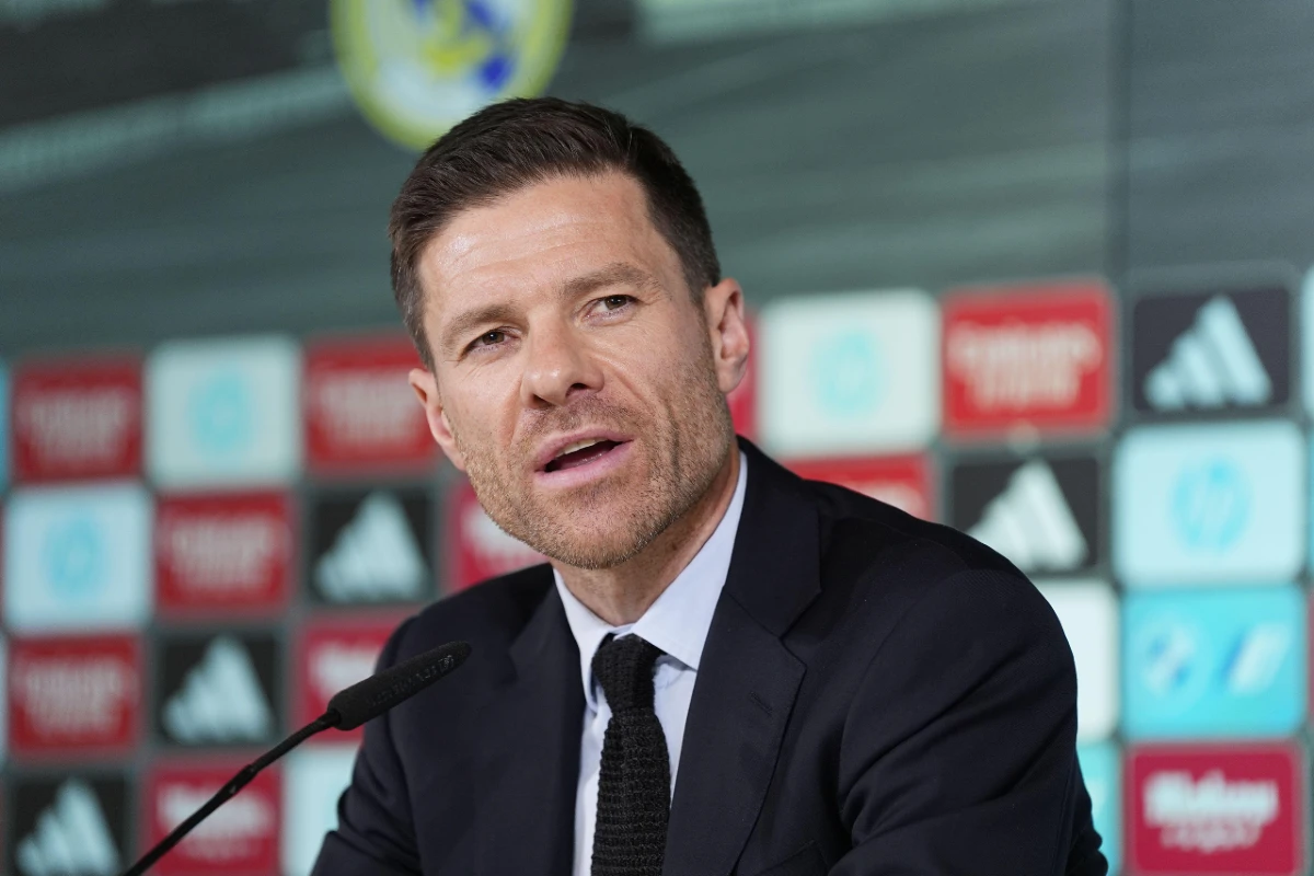 Real Madrid prêt à dépenser 40M€ pour un milieu de terrain ! 2 Real Madrid prêt à dépenser 40M€ pour un milieu de terrain !