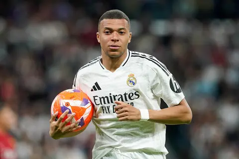 Xabi Alonso fixe clairement le poste de Kylian Mbappé 2 Xabi Alonso fixe clairement le poste de Kylian Mbappé