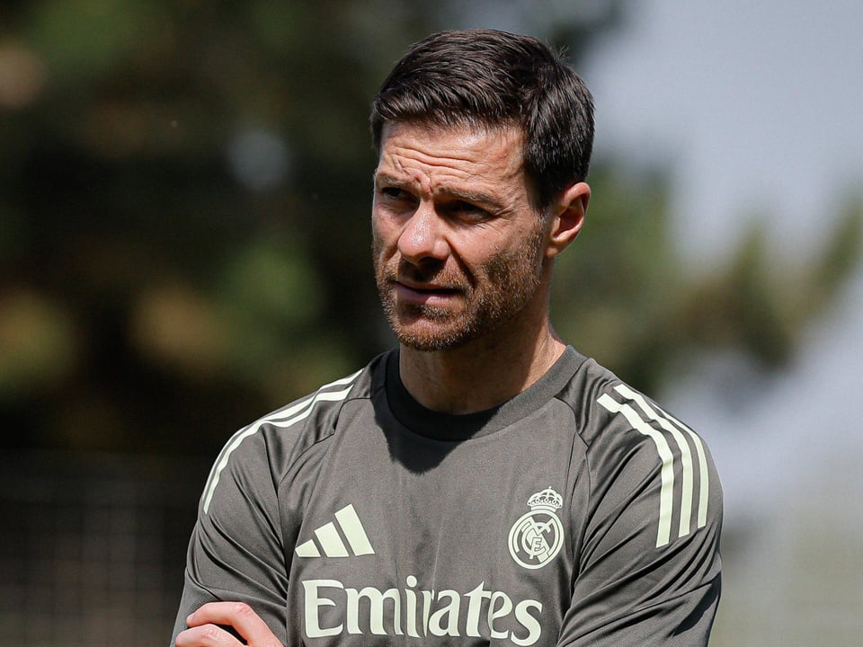 Florentino Pérez cash sur Xabi Alonso : “Je pense que c’était le...” 2 Florentino Pérez cash sur Xabi Alonso : “Je pense que c’était le...”