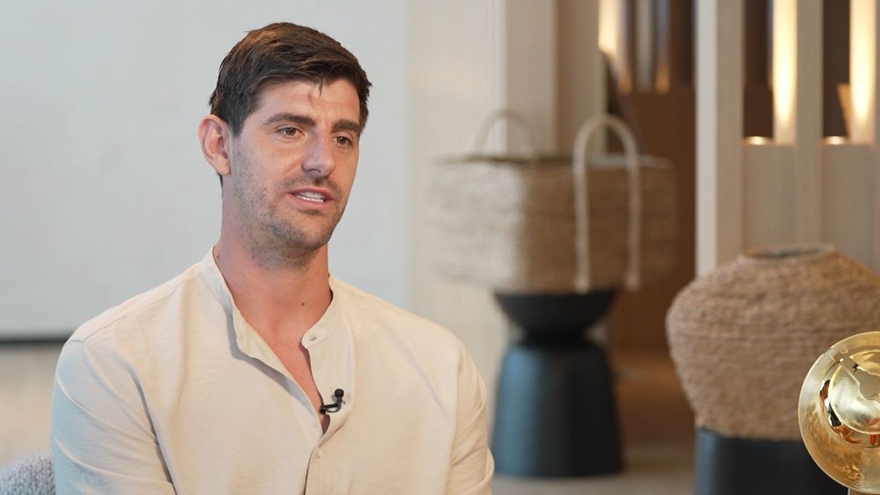 Courtois tranche entre Xabi Alonso et Ancelotti : « Plus moderne, plus collectif »