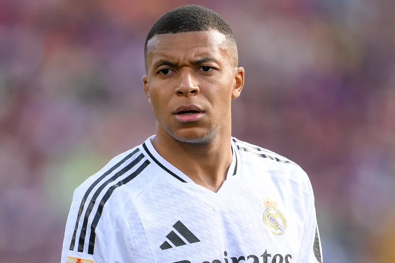 Luis Enrique s’exprime sans filtre sur Kylian Mbappé 2 Luis Enrique s’exprime sans filtre sur Kylian Mbappé