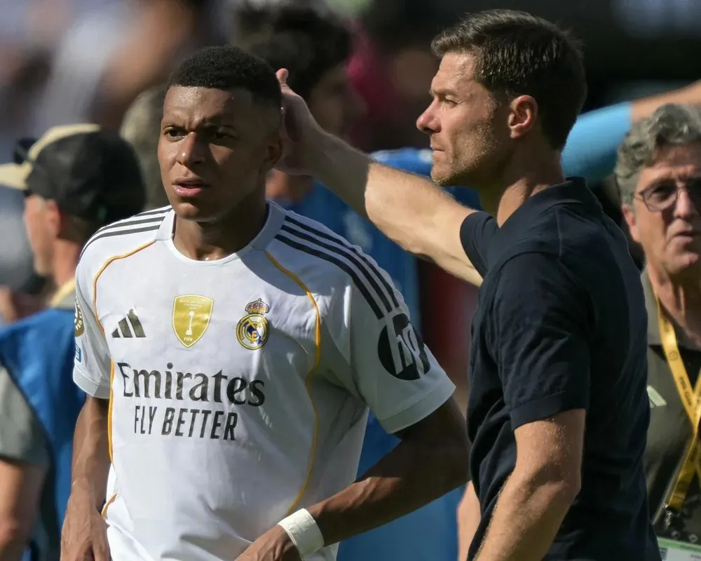 Gareth Bale lâche une bombe : « Voilà ce qui poussera Xabi à mettre Mbappé sur le banc »