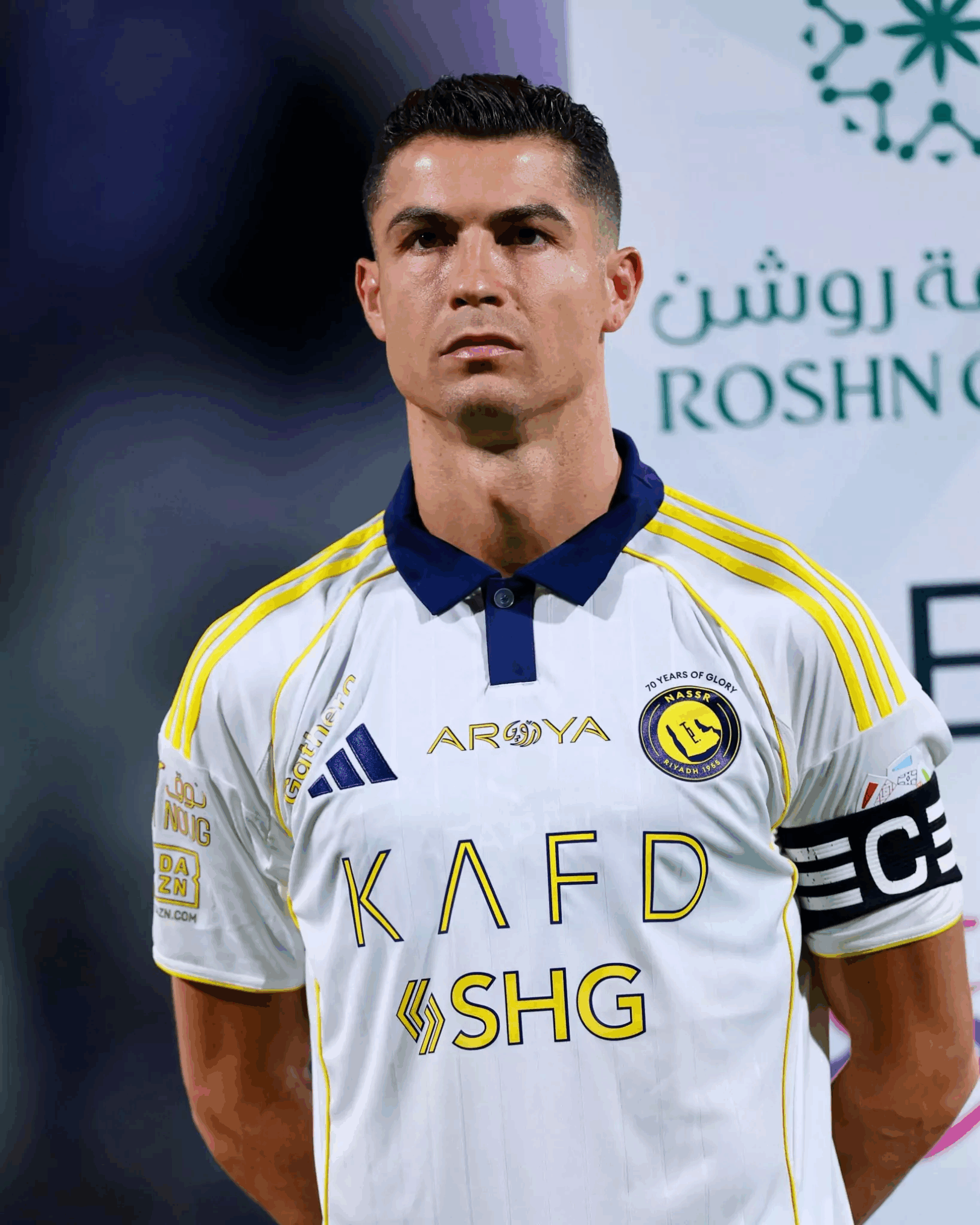 Toni Kroos glisse un tacle discret… mais bien réel à Cristiano Ronaldo ! 2 Toni Kroos glisse un tacle discret… mais bien réel à Cristiano Ronaldo !