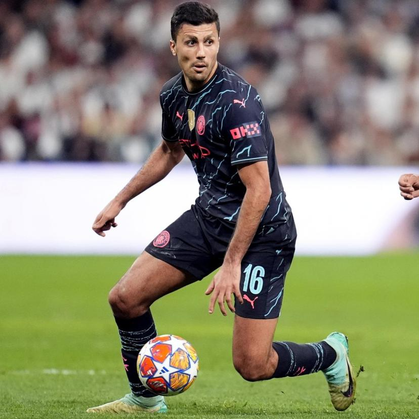 Le Real Madrid propose 2 stars et 40 M€ pour ce joueur !