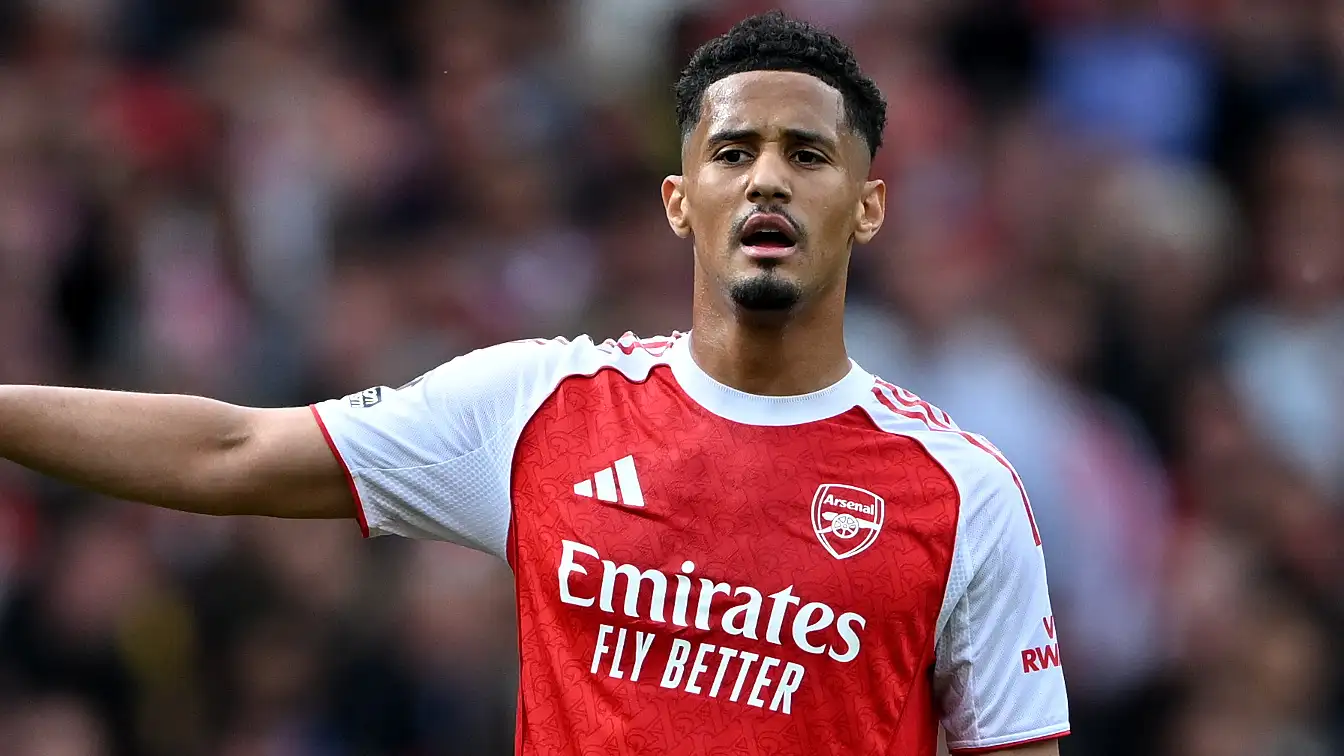 Real Madrid : Saliba choque tout le monde avec sa grande annonce !