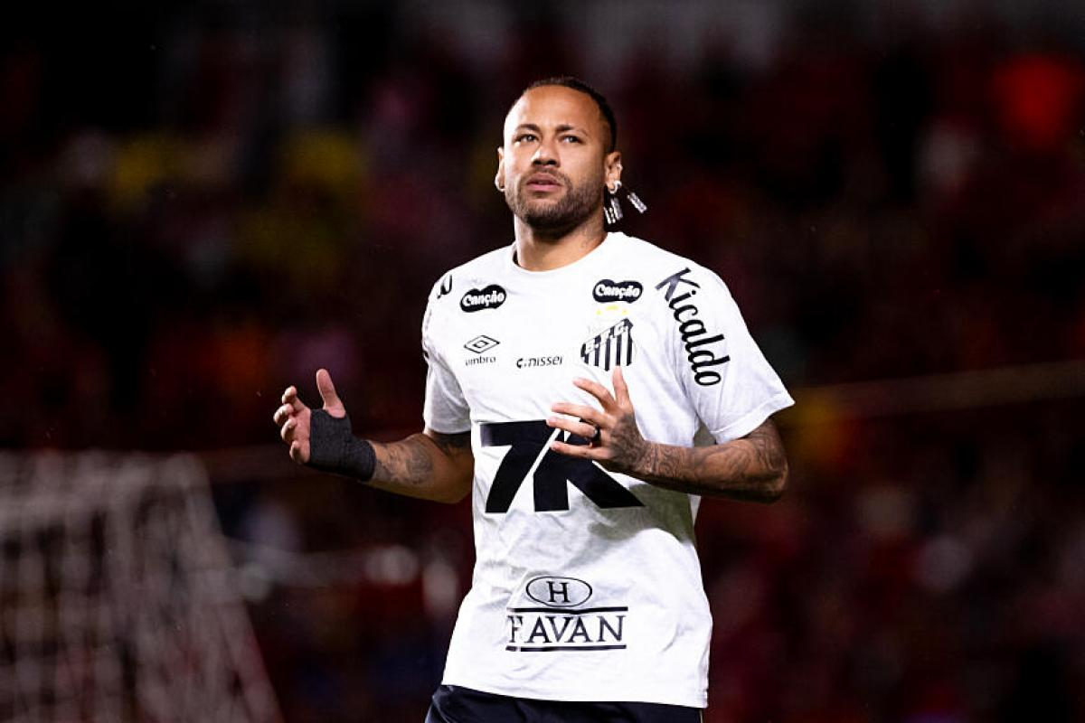 Messi 2e, Mbappé 4e... Les footballeurs les plus suivis sur Instagram en 2025