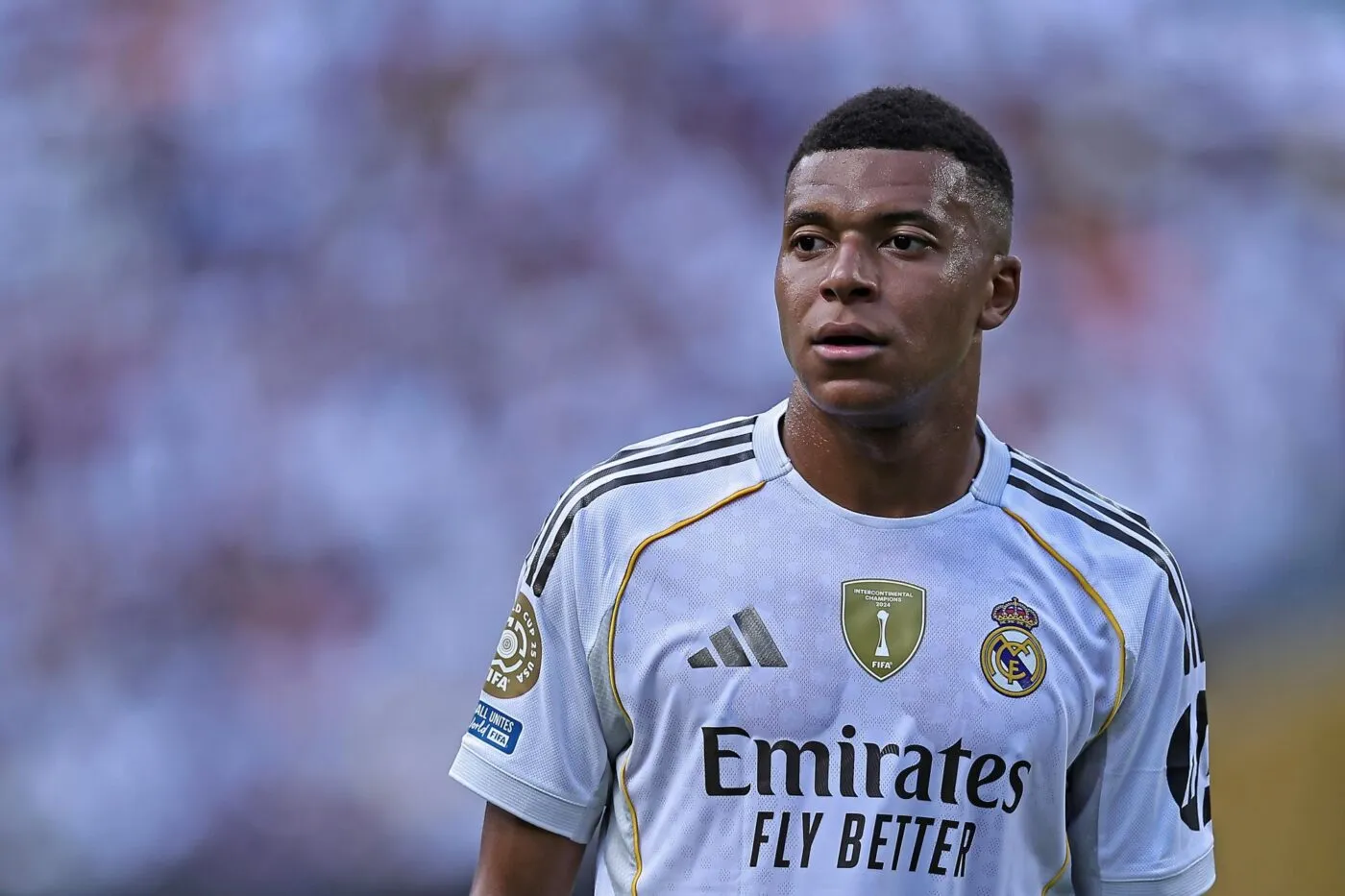 Messi 2e, Mbappé 4e... Les footballeurs les plus suivis sur Instagram en 2025