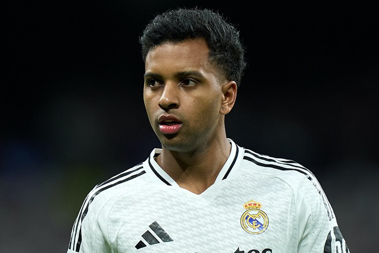 Rodrygo refuse de demander... 1 Rodrygo refuse de demander...
