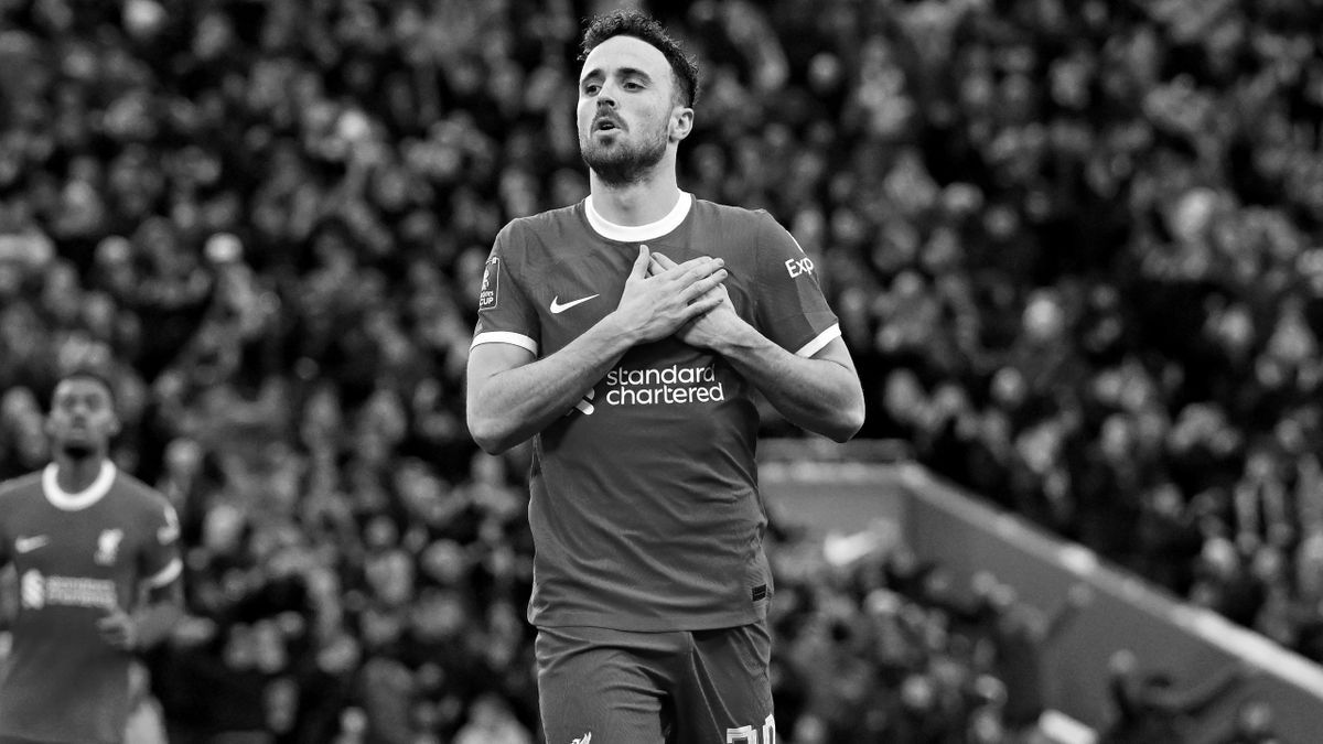 Liverpool bouleverse les fans avec un magnifique geste envers la famille de Jota 2 Liverpool bouleverse les fans avec un magnifique geste envers la famille de Jota