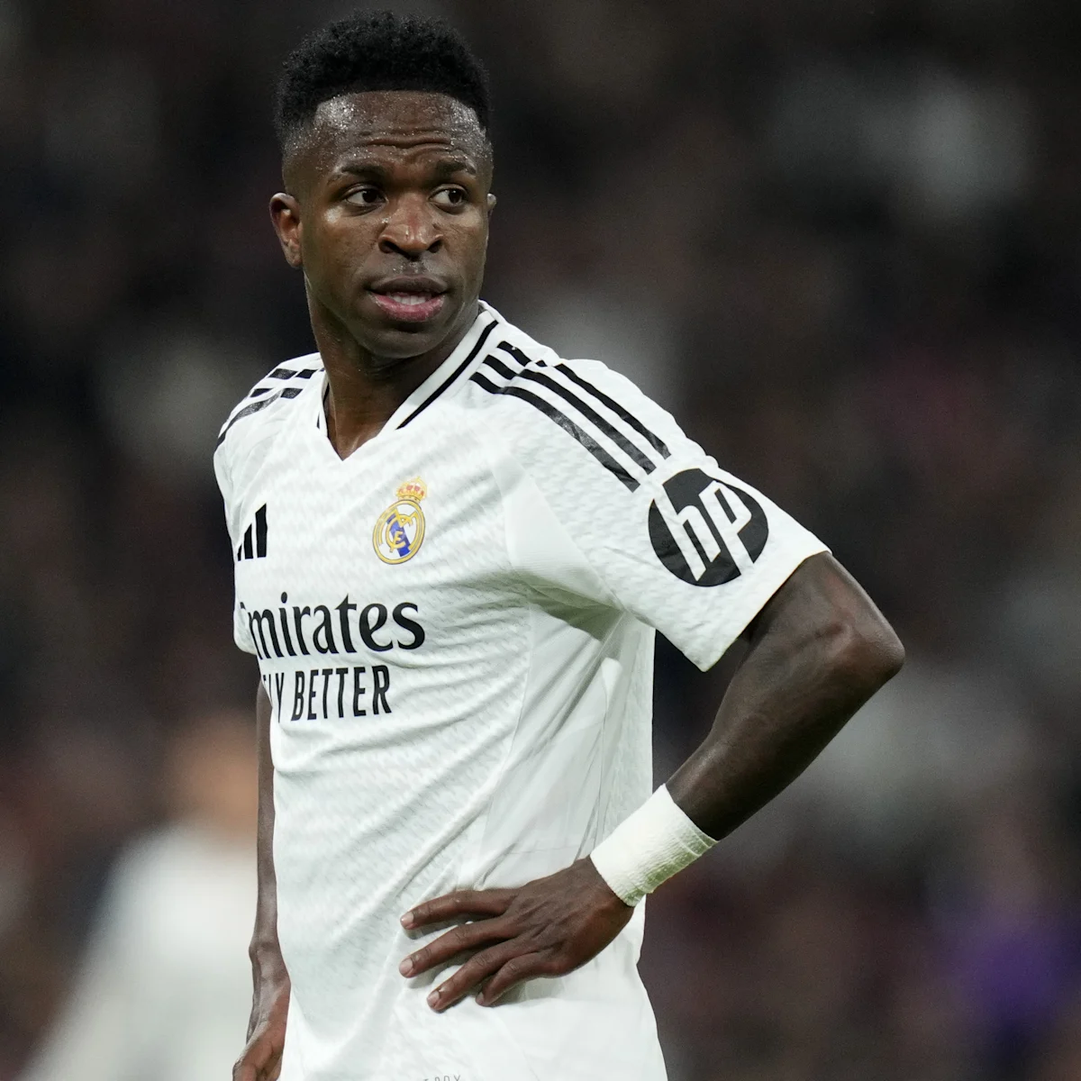 Coup de tonnerre, Vinicius Junior négocie avec un club de Premier League !