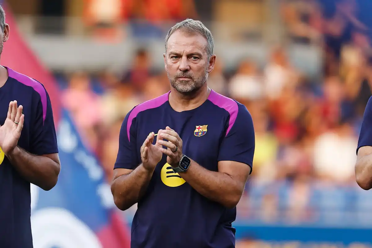 Barça : Hansi Flick explose contre les joueurs non-inscrits !