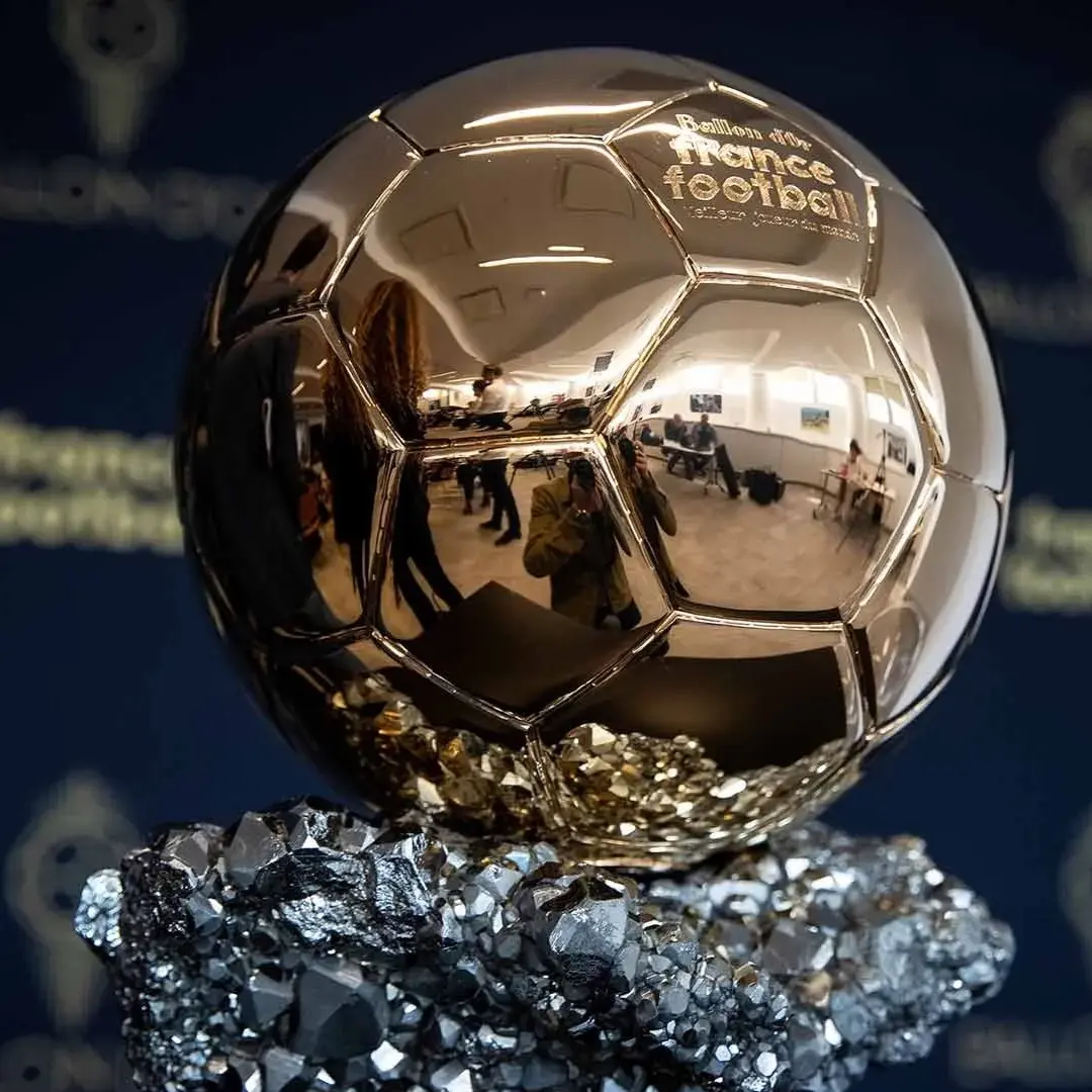 Attendu le 22 septembre prochain, le verdict du Ballon d’Or 2025 pourrait réserver quelques surprises, selon un observateur averti du football.