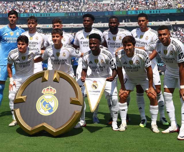 Real Madrid : le groupe retenu pour défier Osasuna avec une petite surprise 2 Real Madrid : le groupe retenu pour défier Osasuna avec une petite surprise