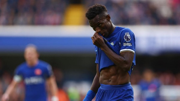Mikel Obi surprend tout le monde avec sa nouvelle sortie sur Nicolas Jackson