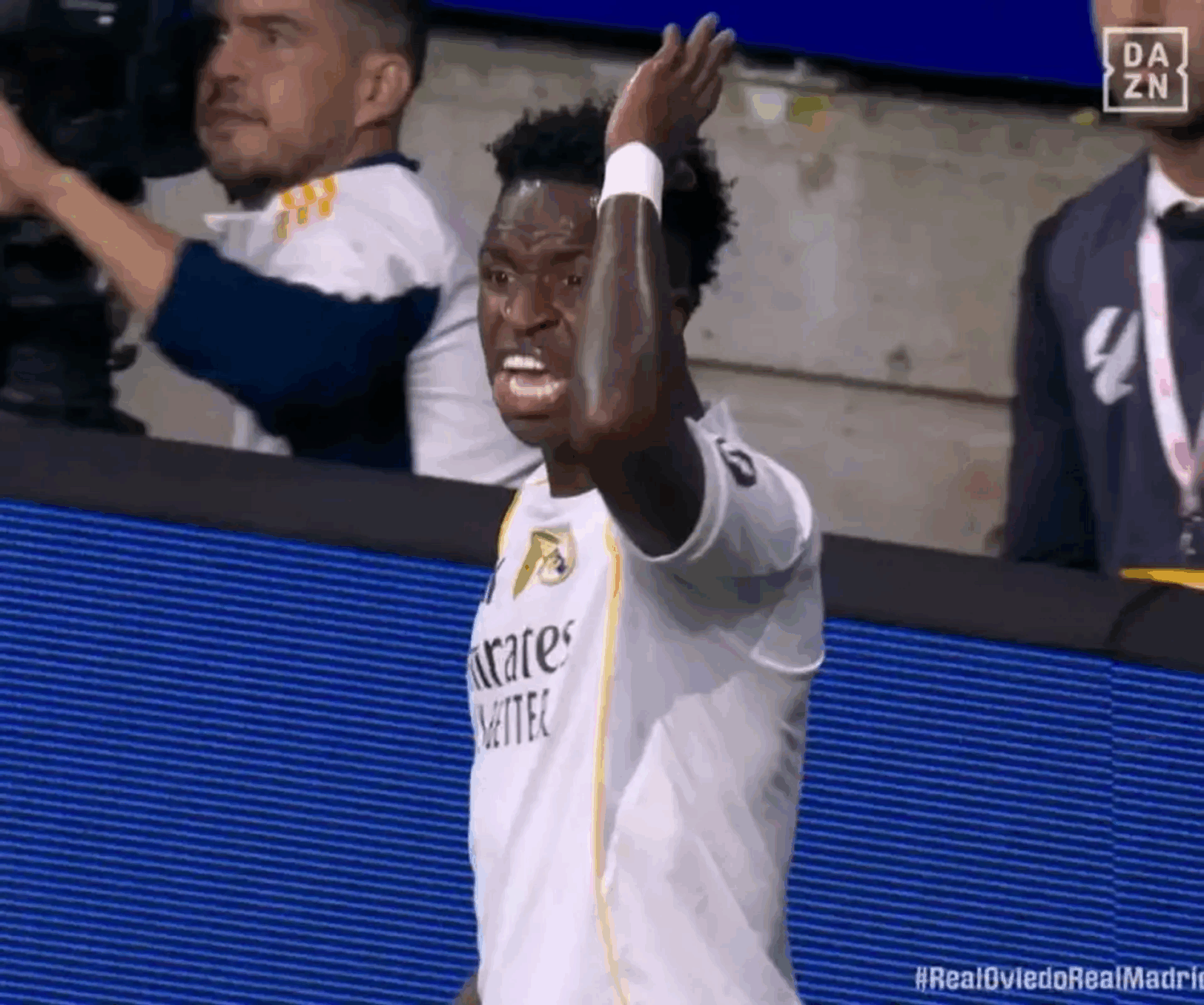 Vinicius Jr crée la polémique face à Oviedo, la réaction forte de Mbappé 2 Vinicius Jr crée la polémique face à Oviedo, la réaction forte de Mbappé