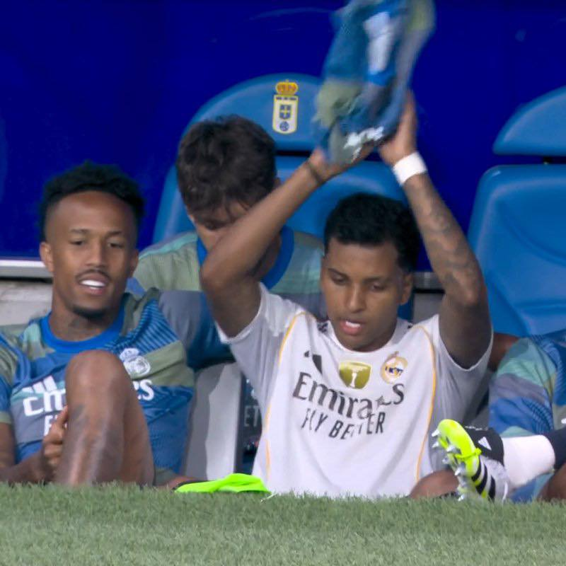 Real Madrid : la colère de Rodrygo après son remplacement contre Oviedo 2 Real Madrid : la colère de Rodrygo après son remplacement contre Oviedo