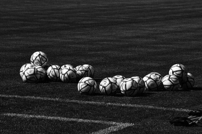 Tristesse infinie : un enfant footballeur de 9 ans perd la vie, son club sous le choc