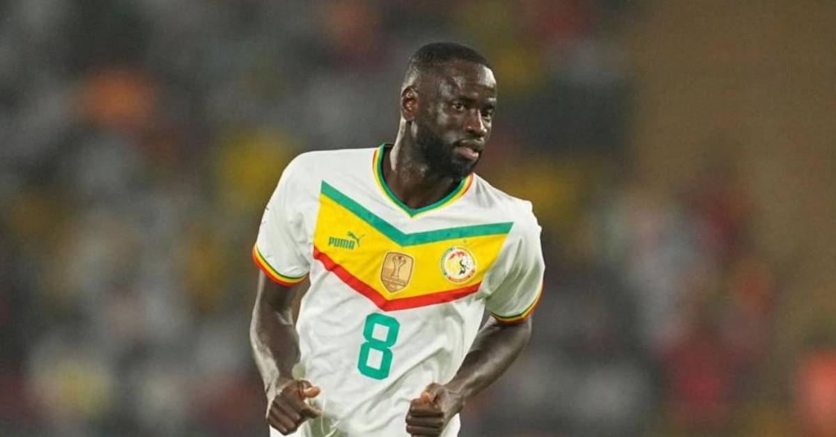 Cheikhou Kouyaté surprend tout le monde et signe dans un nouveau club