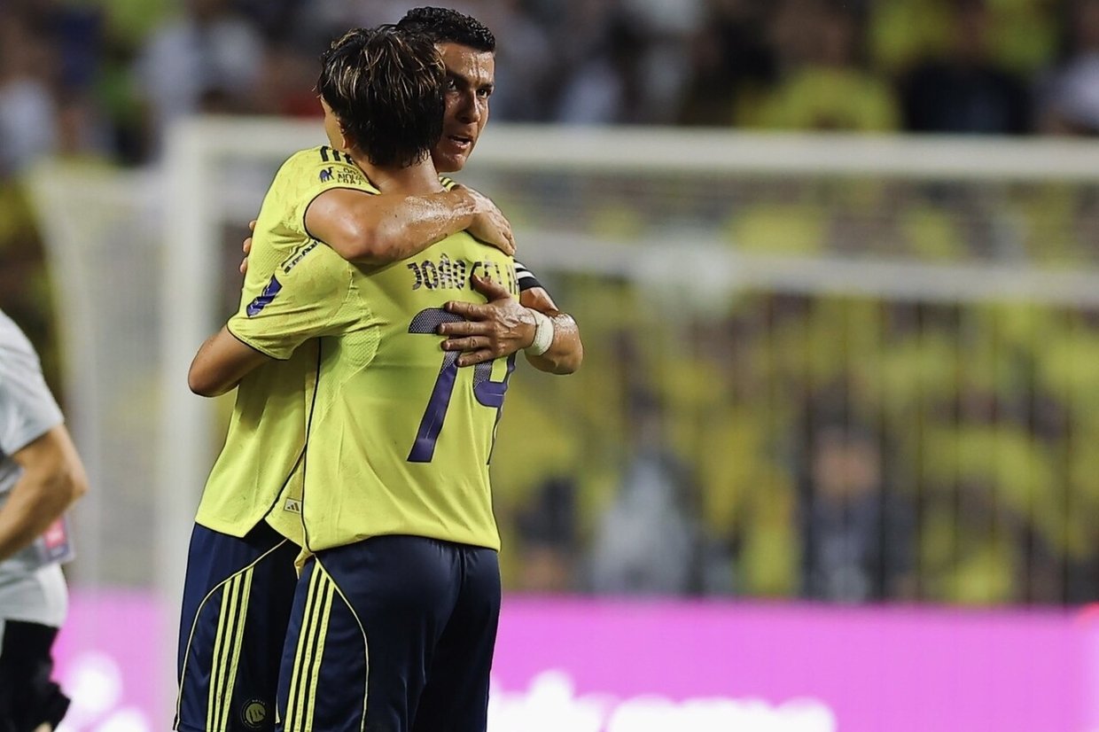 Na estreia de Jesus parceria entre CR7 e Joao