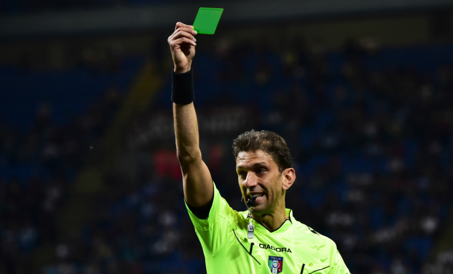 Football : le rôle du carton vert enfin expliqué