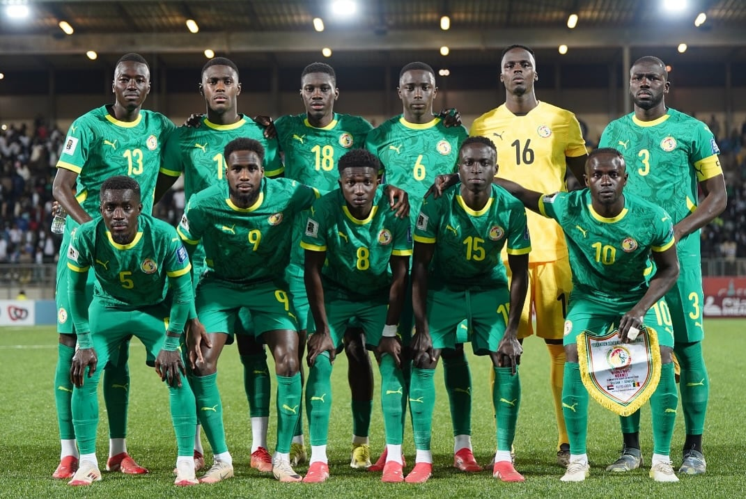 Qualifications Mondial 2026 : Mauvaise nouvelle tombe pour le Sénégal avant le Soudan 2 Équipe de football en uniforme vert.