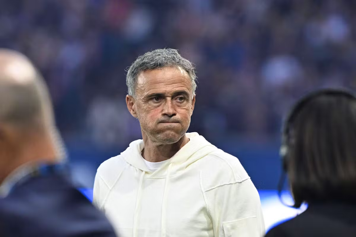 Accident pour Luis Enrique : le coach du PSG chute à vélo 2 Accident pour Luis Enrique : le coach du PSG chute à vélo