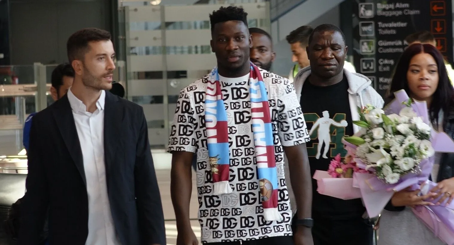 "À Manchester United, personne ne...", Rio Ferdinand se lâche après le départ d’Onana !