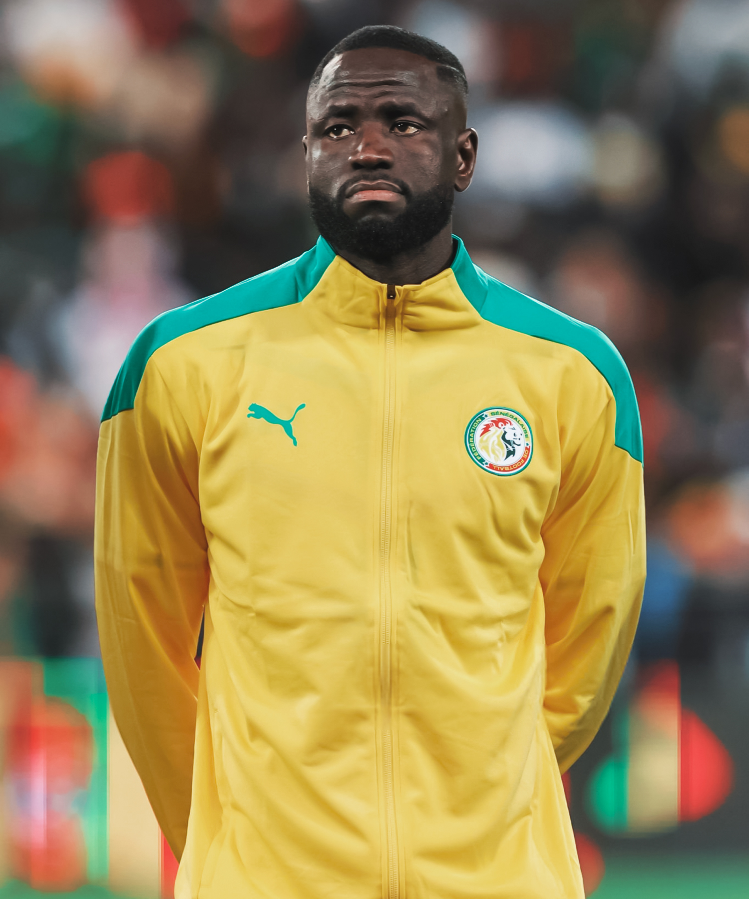 Cheikhou Kouyaté surprend tout le monde et signe dans un nouveau club