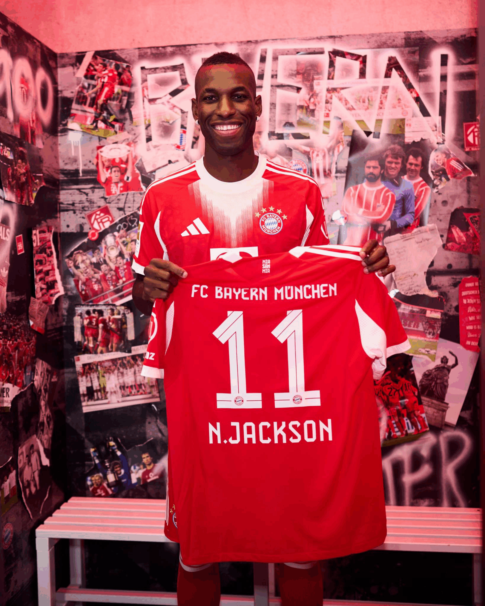 Nicolas Jackson réagit à son transfert au Bayern Munich 2 Nicolas Jackson réagit à son transfert au Bayern Munich