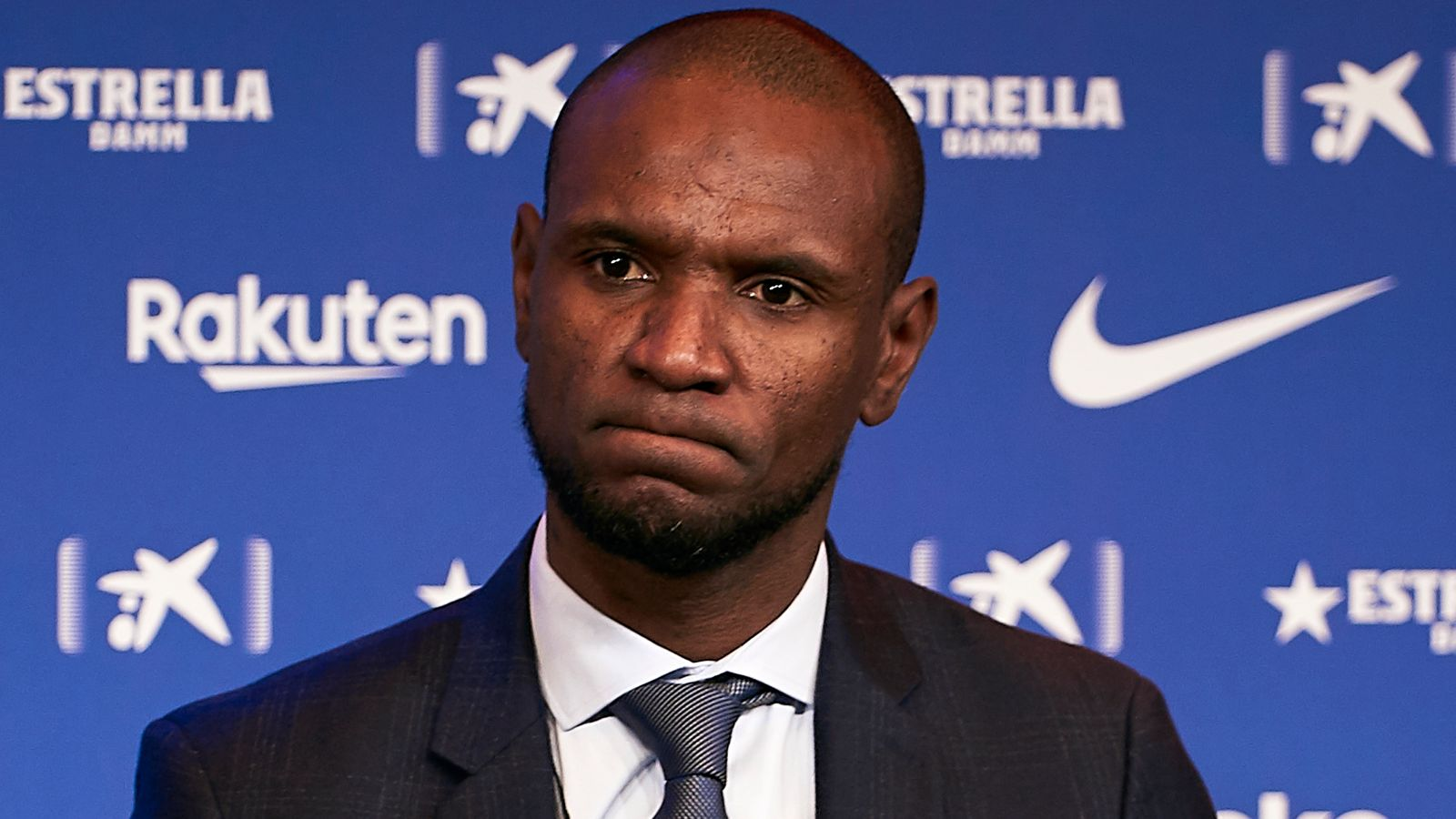 Choc : Eric Abidal annoncé mort, le monde du football réagit