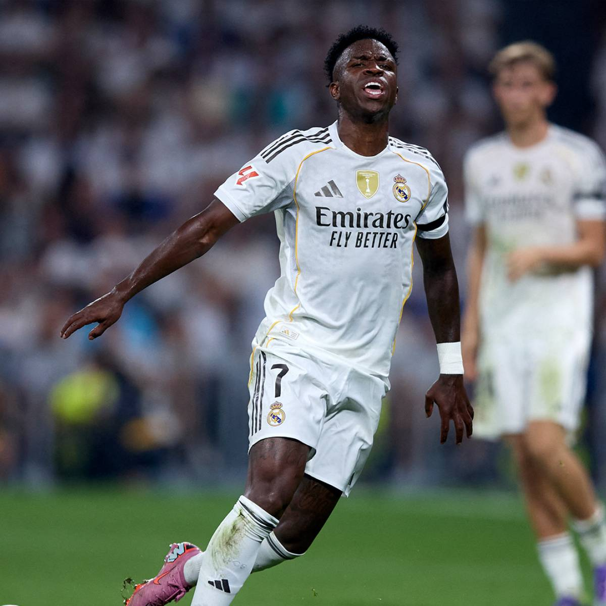 Real Madrid tremble : Vinícius Jr menace de claquer la porte