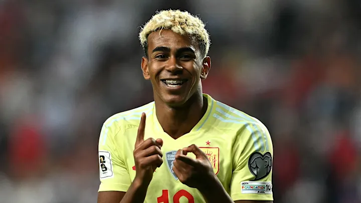 Ballon d’Or 2025 : Lamine Yamal devant Dembélé, des scénarios complètement fous !