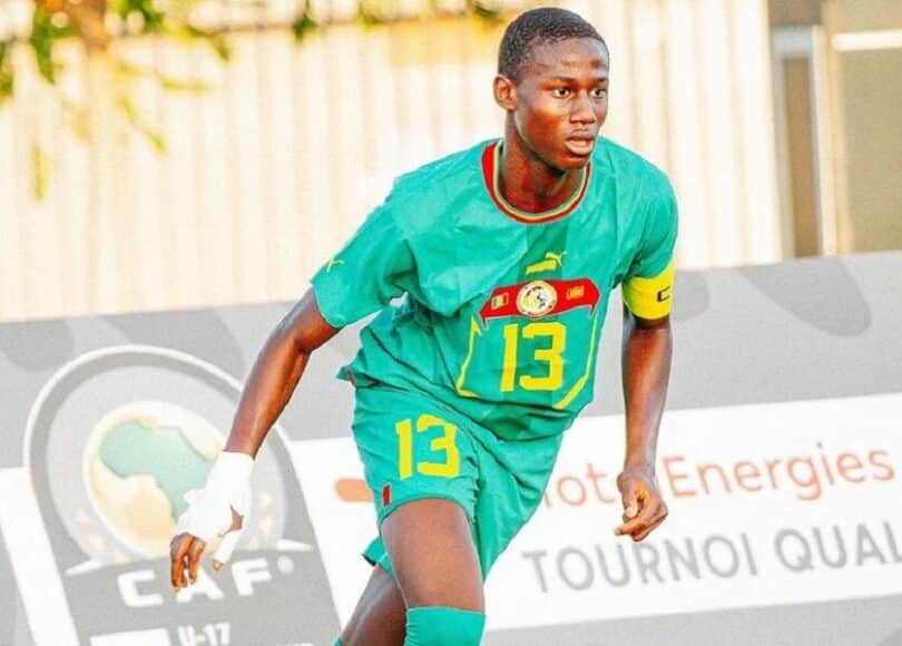Un jeune talent sénégalais en route vers Manchester United !