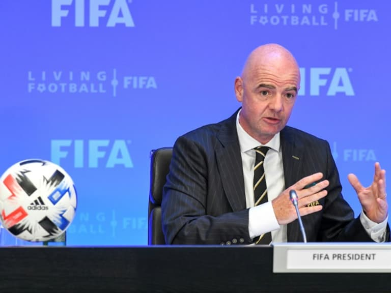 La FIFA frappe fort : une mauvaise nouvelle pour le football camerounais