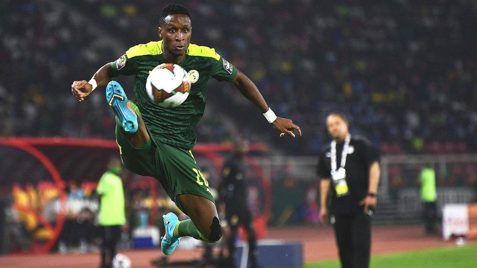Le triste sort de Bouna Sarr, champion d’Afrique oublié 2 Le triste sort de Bouna Sarr, champion d’Afrique oublié