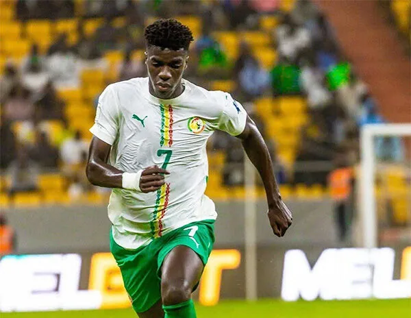 Cesc Fàbregas se lâche sur le Sénégal et Assane Diao : ses propos font le buzz