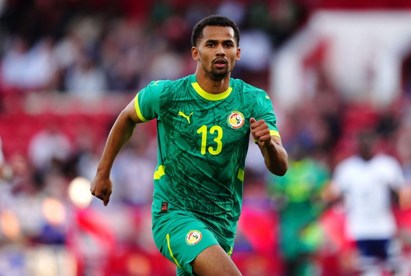 Iliman Ndiaye surprend tout le monde et pourrait signer dans un nouveau club