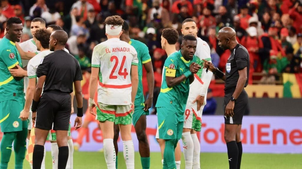 Finale Maroc–Sénégal : l’ancien arbitre Malang Diedhiou fait des révélations sur l’arbitre du match